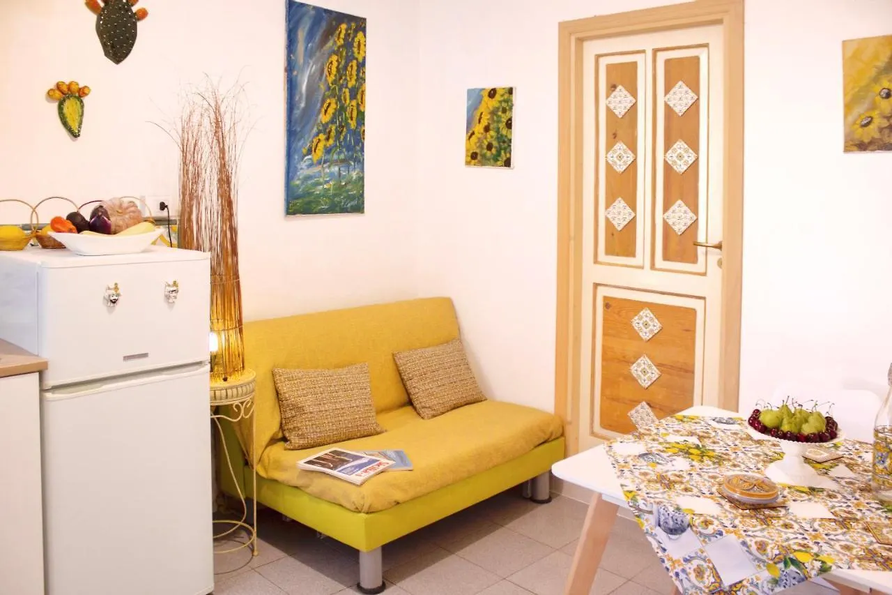 Bilocale Holiday Taormina Centro Apartment